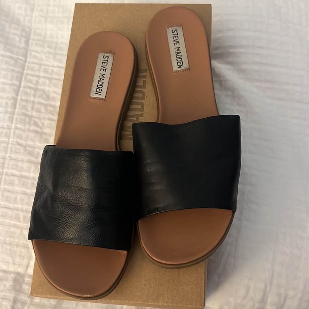 Steve Madden sandals